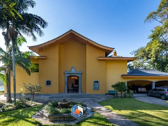 Casa com 1224m² 6 quartos e 7 banheiros, à venda, no bairro Condomínio Iolanda em Taboão Da Serra