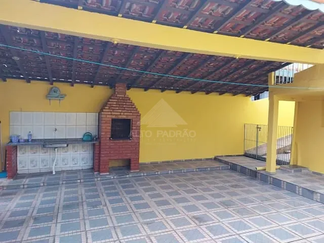 Casa com 340m² 3 quartos e 2 banheiros, à venda, no bairro Jardim Itapark Velho em Mauá