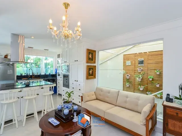 Casa com 271m² 4 quartos e 6 banheiros, à venda, no bairro Brooklin em São Paulo