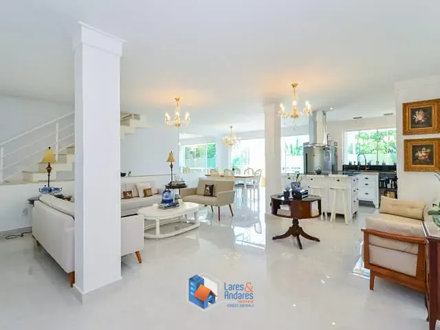 Casa com 271m² 4 quartos e 6 banheiros, à venda, no bairro Brooklin em São Paulo