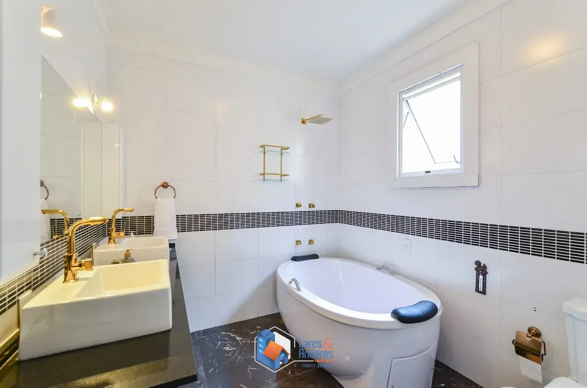 Casa, 4 quartos, 270 m² - Foto 41