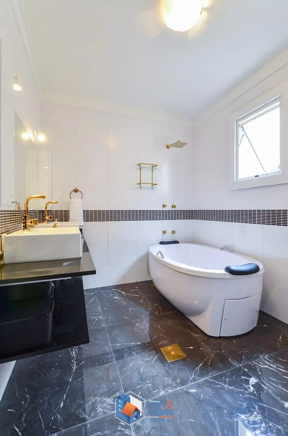 Casa, 4 quartos, 270 m² - Foto 42