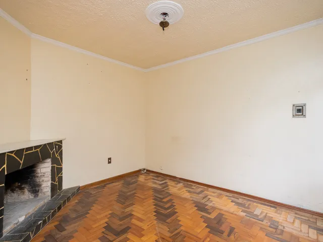 Casa com 300m² 4 quartos e 4 banheiros, à venda, no bairro Areal em Pelotas