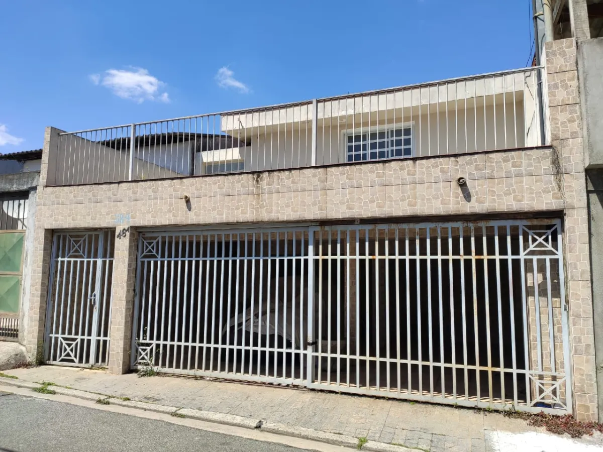 Casa para venda em Vila Império com 4 quartos, sendo 3 suítes, 157m²