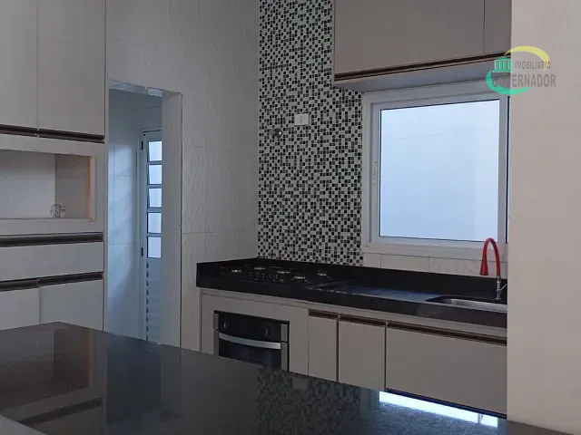 Casa com 202m² 3 quartos e 2 banheiros, à venda, no bairro Città DI Firenze em Campinas