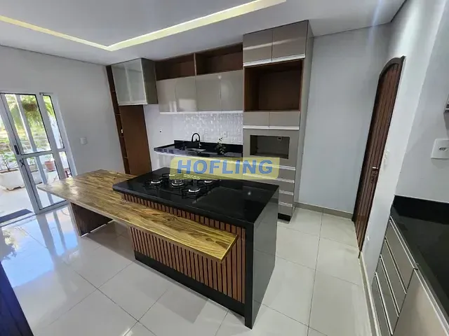 Casa com 250m² 3 quartos e 3 banheiros, à venda, no bairro Jardim Bela Vista em Rio Claro