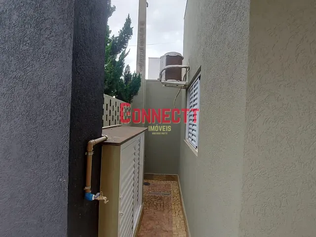 Casa com 200m² 3 quartos e 2 banheiros, à venda, no bairro Condomínio Verona em Brodowski