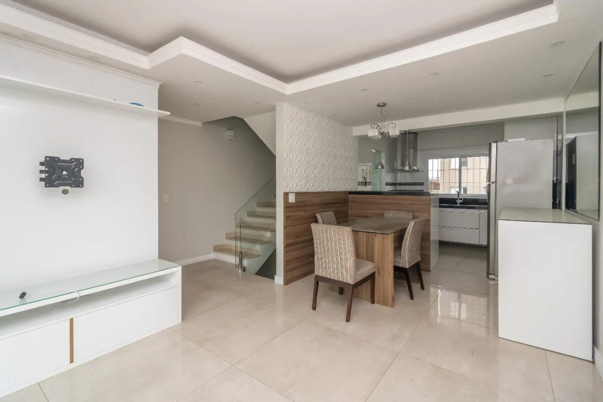 Casa no condomínio CONDOMINIO RESIDENCIAL FELICITÁ para venda com 3 quartos, sendo 1 suíte, 120m²