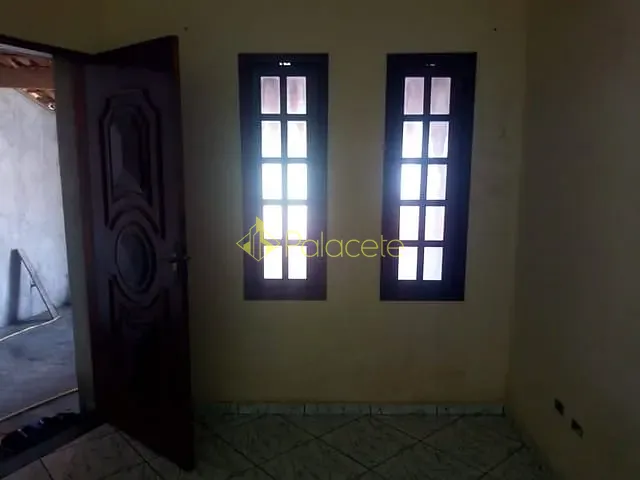 Casa 3 quartos e 3 banheiros, à venda, no bairro Residencial Maricá em Pindamonhangaba