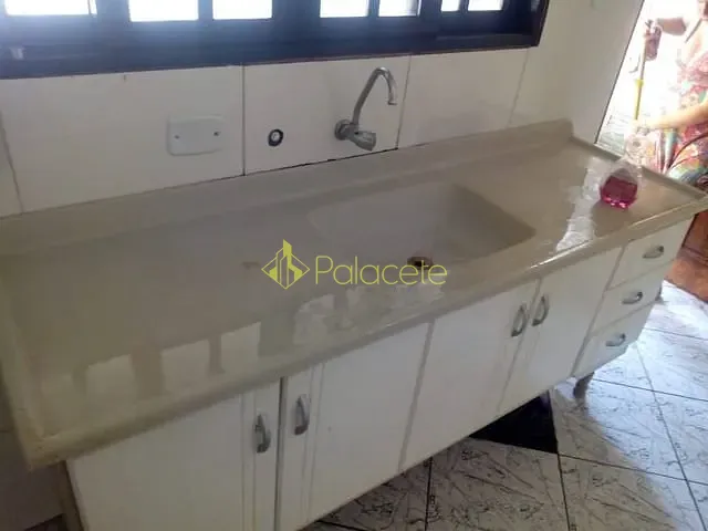Casa 3 quartos e 3 banheiros, à venda, no bairro Residencial Maricá em Pindamonhangaba