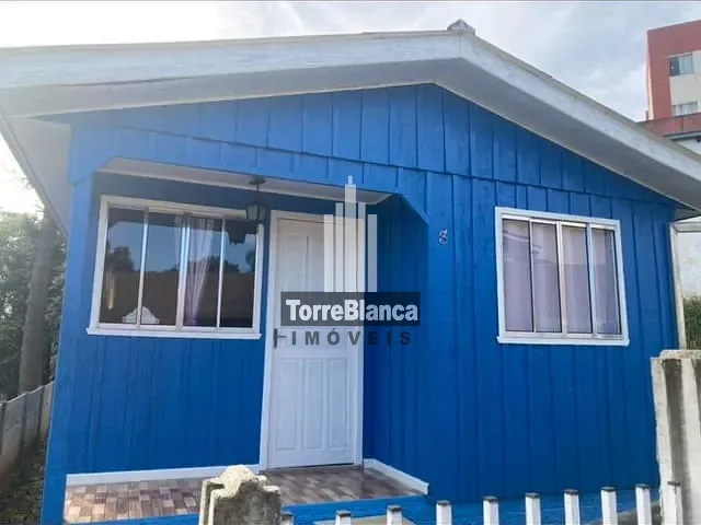Casa com 252m² 2 quartos e 1 banheiro, à venda, no bairro Uvaranas em Ponta Grossa