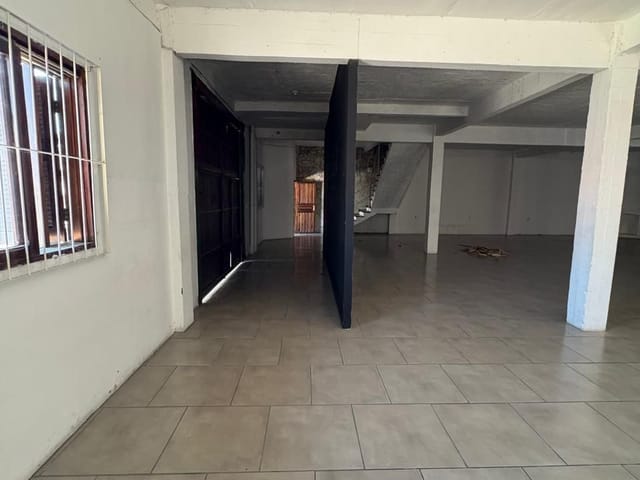 Casa com 792m² 6 quartos e 5 banheiros, à venda, no bairro Fragata em Pelotas