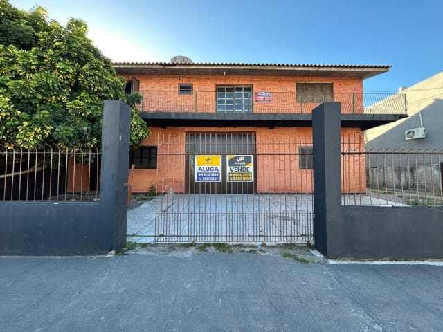 Casa com 792m² 6 quartos e 5 banheiros, à venda, no bairro Fragata em Pelotas