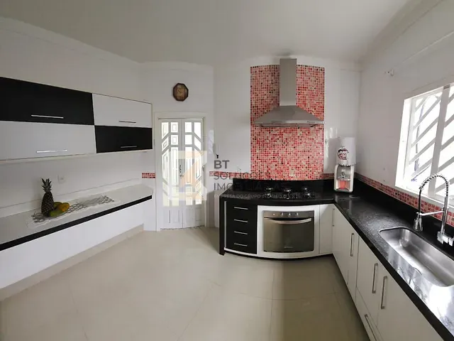 Casa com 250m² 3 quartos e 2 banheiros, à venda, no bairro Jardim Bela Vista em Indaiatuba