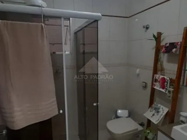 Casa com 176m² 3 quartos e 3 banheiros, à venda, no bairro Parque São Vicente em Mauá