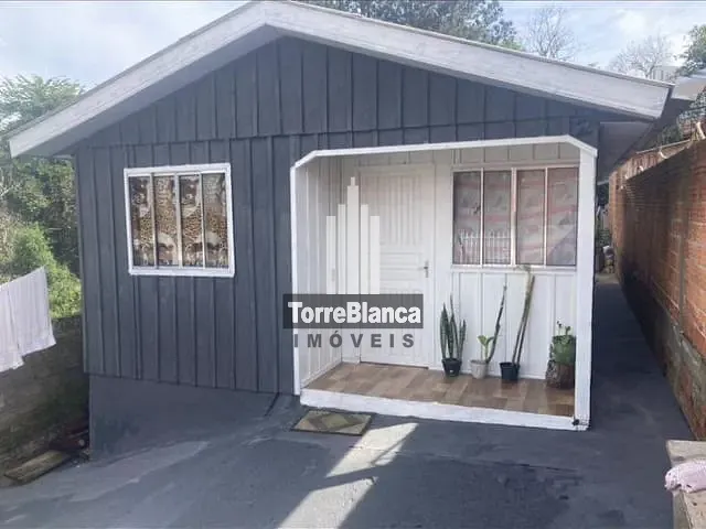 Casa com 225m² 2 quartos e 1 banheiro, à venda, no bairro Uvaranas em Ponta Grossa