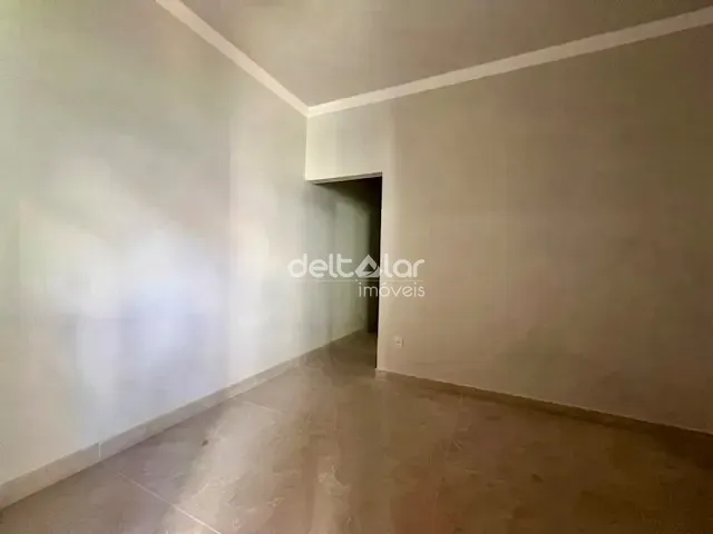 Casa com 110m² 2 quartos e 2 banheiros, para alugar, no bairro Jaraguá em Belo Horizonte