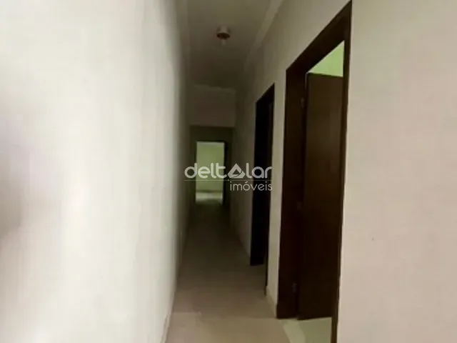 Casa com 110m² 2 quartos e 2 banheiros, para alugar, no bairro Jaraguá em Belo Horizonte