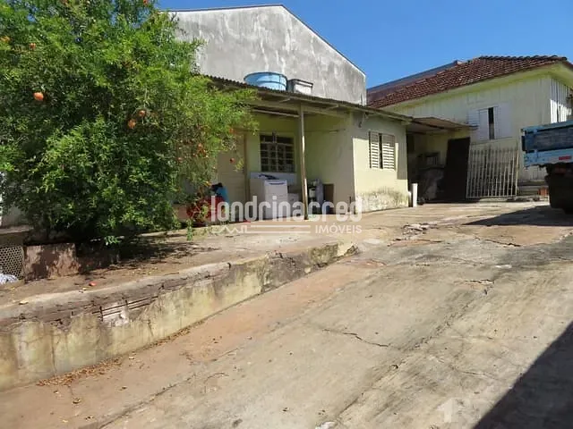 Casa com 540m² 4 quartos e 2 banheiros, à venda, no bairro Recreio em Londrina