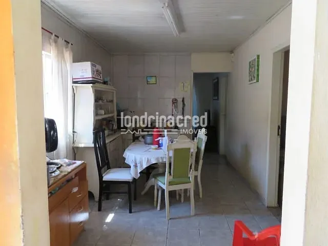 Casa com 540m² 4 quartos e 2 banheiros, à venda, no bairro Recreio em Londrina