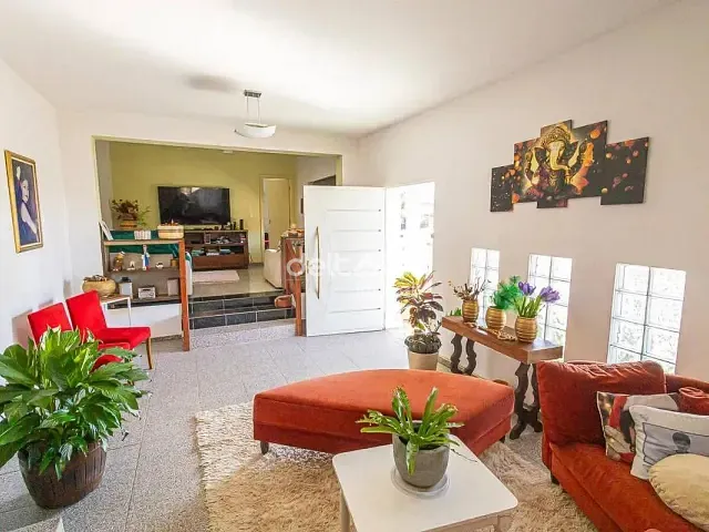 Casa com 544m² 7 quartos e 7 banheiros, para alugar, no bairro Céu Azul em Belo Horizonte