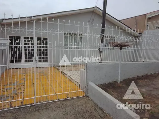 Casa com 275m² 3 quartos e 1 banheiro, à venda, no bairro Chapada em Ponta Grossa
