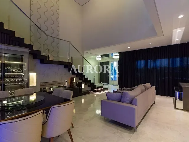 Casa com 360m² 5 quartos e 6 banheiros, à venda, no bairro Esperança em Londrina