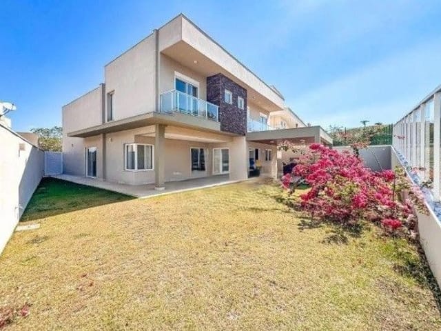 Casa com 500m² 5 quartos e 5 banheiros, à venda ou para alugar, no bairro Condomínio Residencial Montserrat em São José dos Campos
