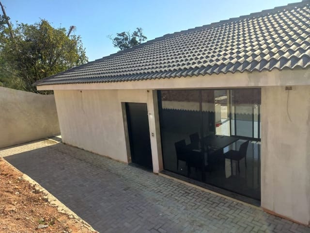 Casa com 1000m² 4 quartos e 5 banheiros, à venda, no bairro Centro (Vargem Grande Paulista) em Vargem Grande Paulista