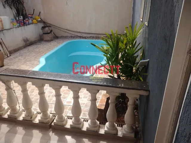 Casa com 137m² 2 quartos e 1 banheiro, à venda, no bairro Parque Ribeirao Preto em Ribeirão Preto