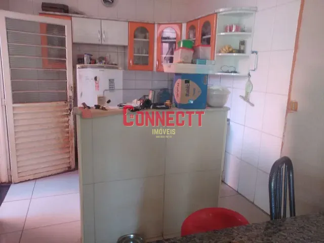Casa com 137m² 2 quartos e 1 banheiro, à venda, no bairro Parque Ribeirao Preto em Ribeirão Preto