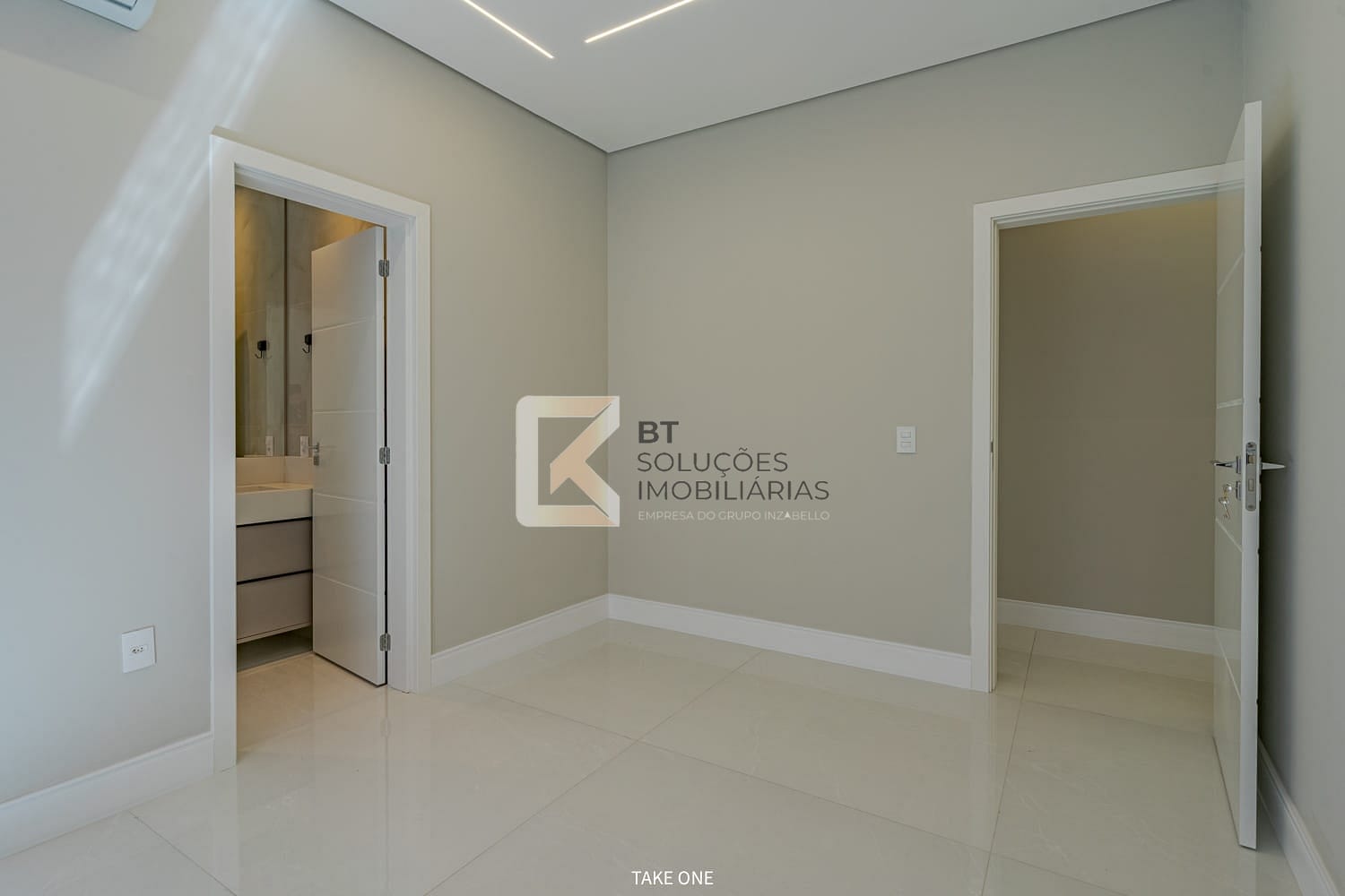 Casa, 3 quartos, 261 m² - Foto 22