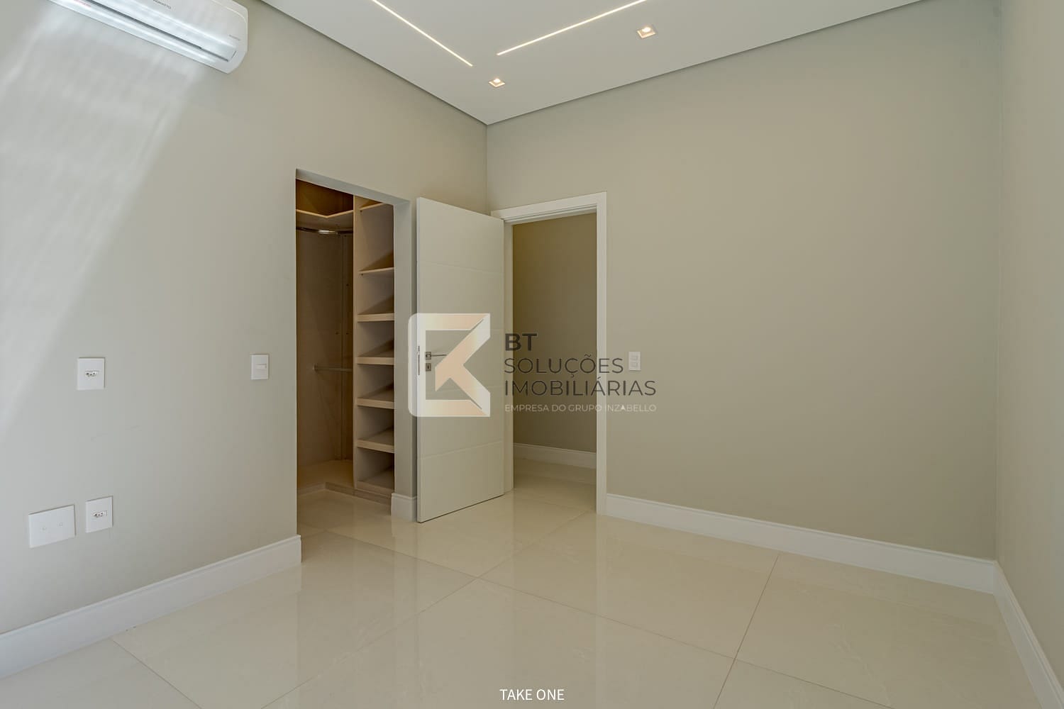 Casa, 3 quartos, 261 m² - Foto 30