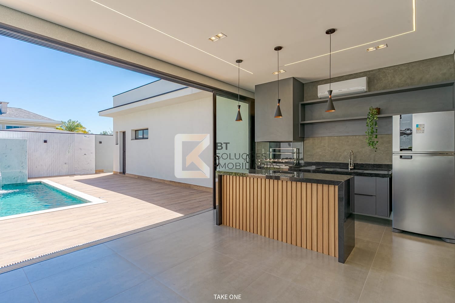 Casa, 3 quartos, 261 m² - Foto 38