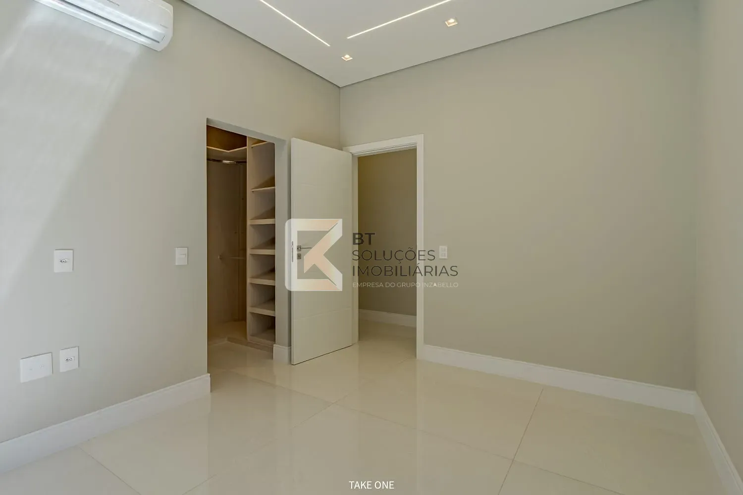 Casa, 3 quartos, 261 m² - Foto 30