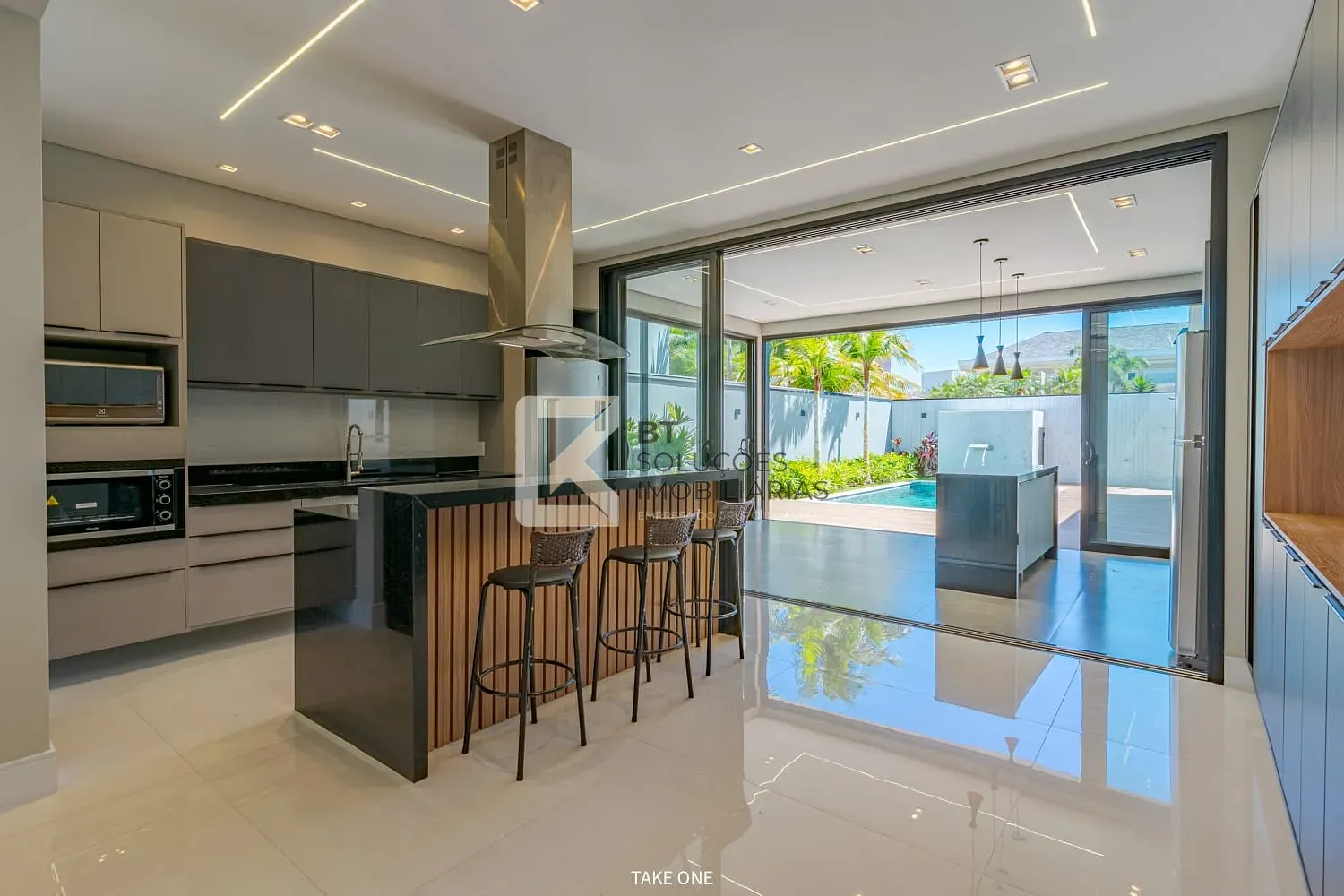 Casa, 3 quartos, 261 m² - Foto 12