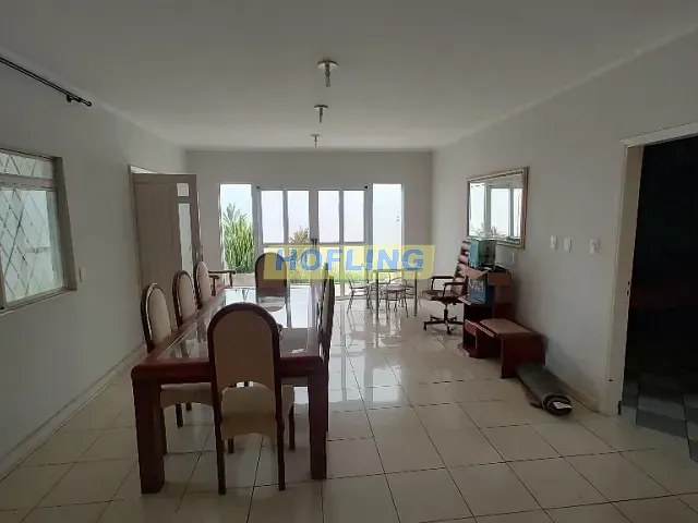 Casa com 346m² 4 quartos e 2 banheiros, para alugar, no bairro Saúde em Rio Claro