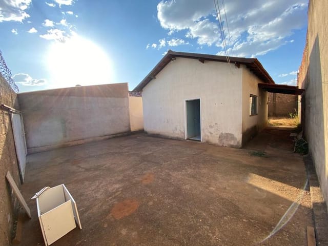 Foto do Casa - Casa com 2 dormitórios para alugar, 58 m² por R$ 1.212,60/mês - Paraíso - Uberaba/MG | ZUCATO IMOBILIARIA LTDA