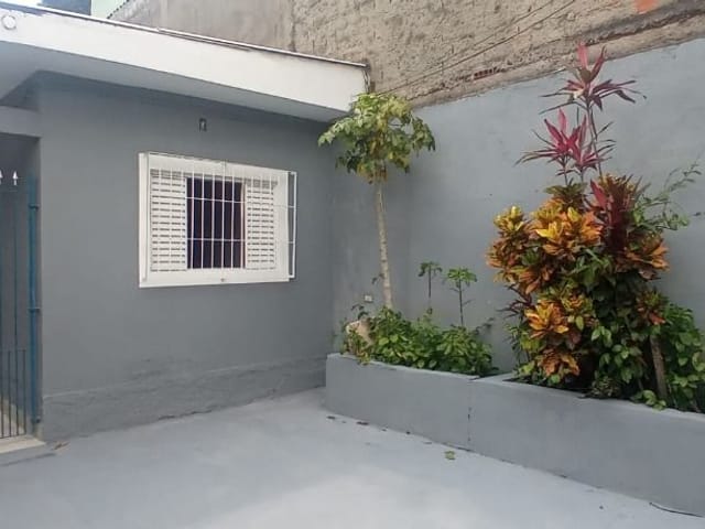 Casa com 150m² 2 quartos e 2 banheiros, à venda, no bairro Baronesa em Osasco