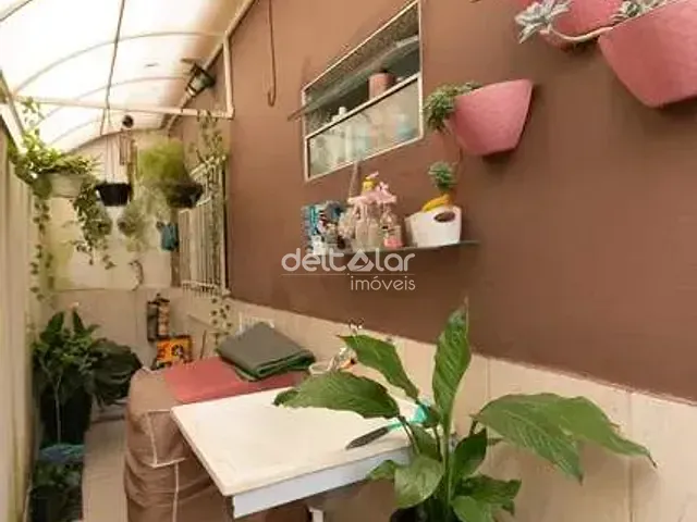 Casa com 70m² 2 quartos e 1 banheiro, para alugar, no bairro Céu Azul em Belo Horizonte