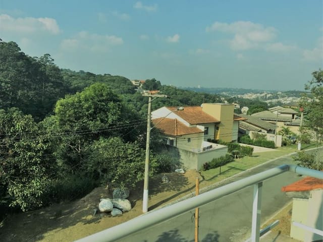 Casa com 300m² 3 quartos e 2 banheiros, à venda, no bairro Parque Nova Jandira em Jandira