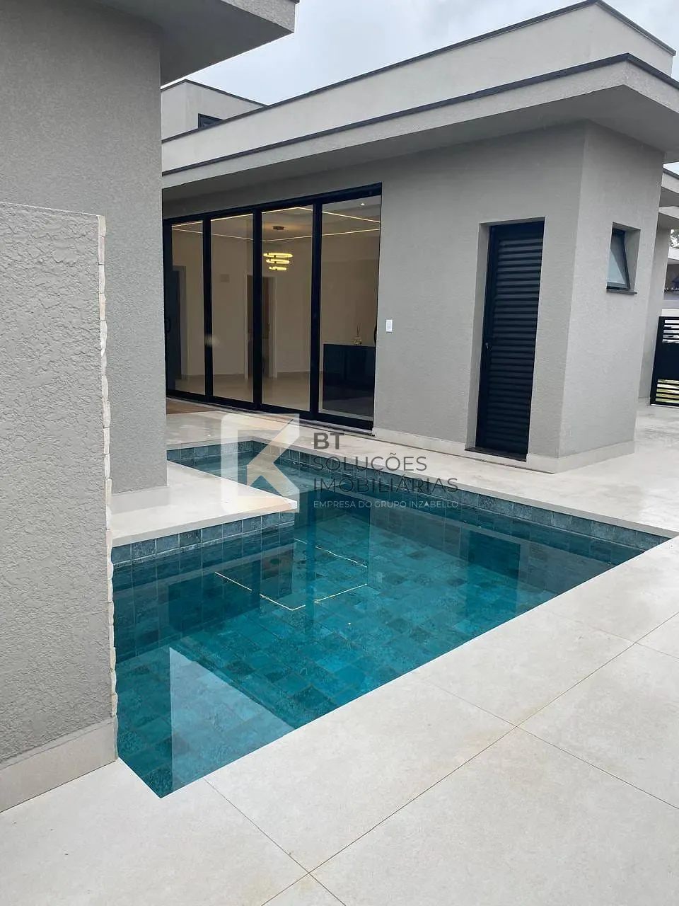 Casa, 3 quartos, 204 m² - Foto 1