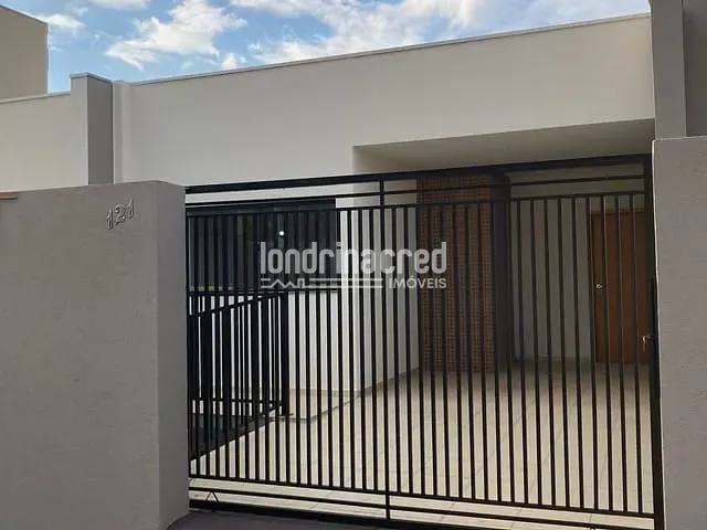 Casa 2 quartos e 2 banheiros, à venda, no bairro Jardim Paraiso em Ibiporã