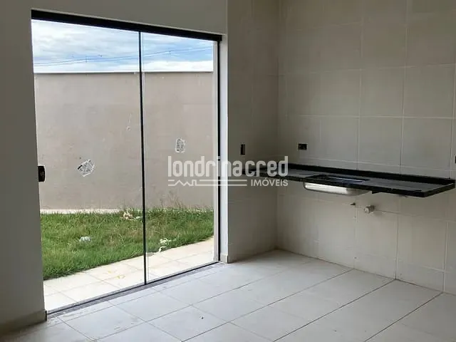 Casa 2 quartos e 2 banheiros, à venda, no bairro Jardim Paraiso em Ibiporã
