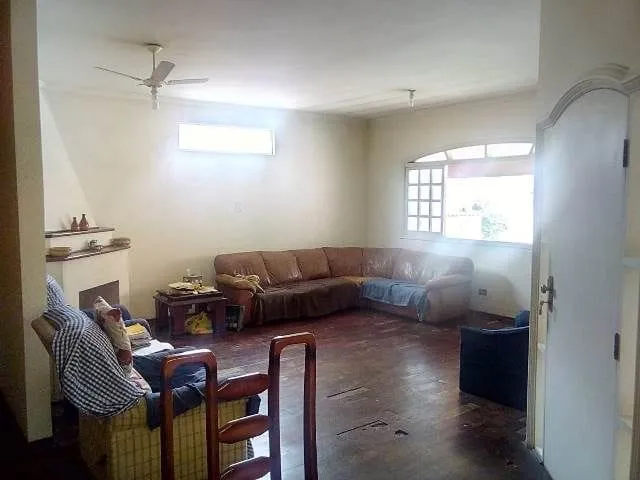 Casa, 3 quartos, 220 m² - Foto 13