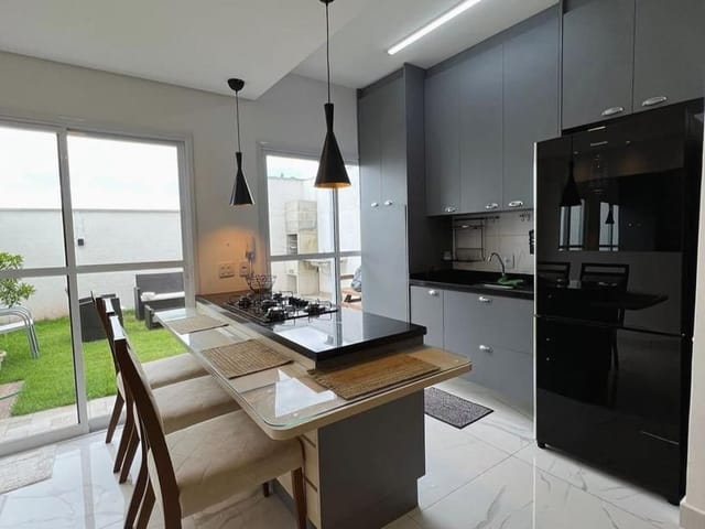 Casa com 150m² 3 quartos e 2 banheiros, à venda, no bairro Urbanova em São José dos Campos