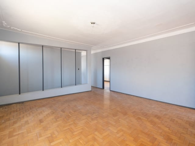 Casa com 402m² 3 quartos e 1 banheiro, à venda, no bairro Porto em Pelotas