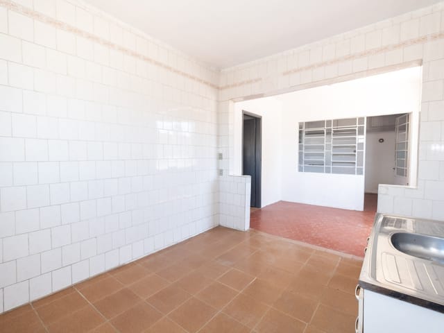 Casa com 402m² 3 quartos e 1 banheiro, à venda, no bairro Porto em Pelotas