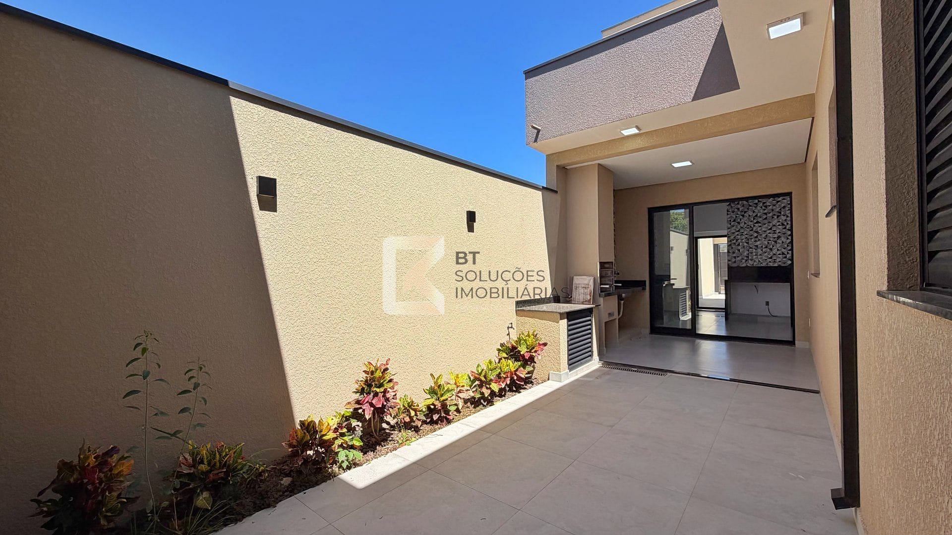 Casa, 3 quartos, 134 m² - Foto 1