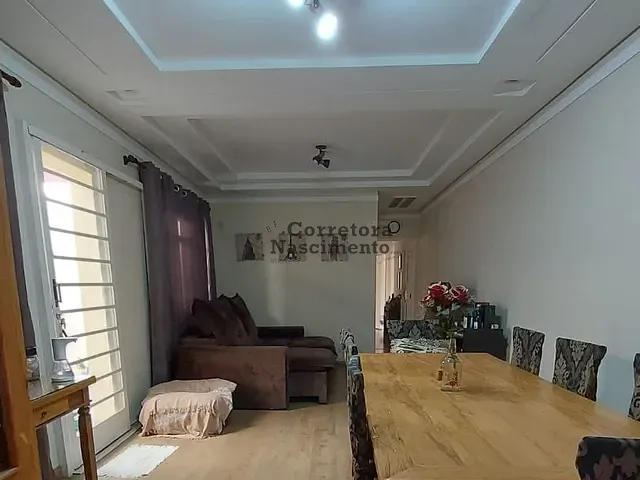 Casa com 150m² 4 quartos e 3 banheiros, à venda, no bairro Parque Itamarati em Jacareí